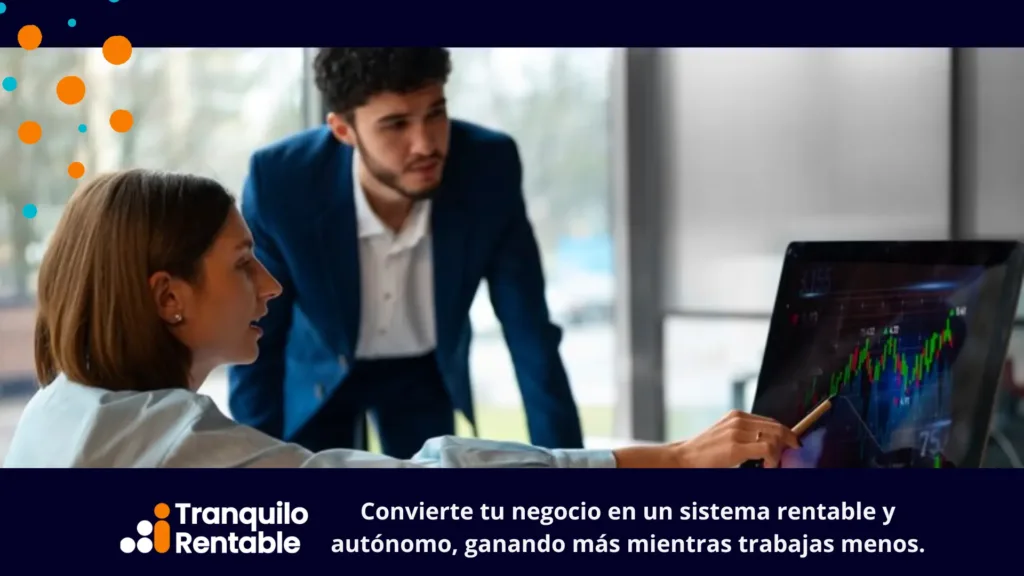 Equipo de trabajo en una consultoría financiera